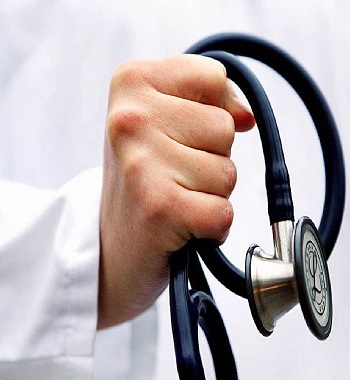 забастовка врачей, медицина Латвии