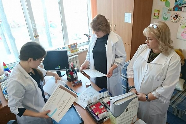Анастасия Горохова, детский центр, Ирина Медведева, Краевая клиническая детская психиатрическая больница