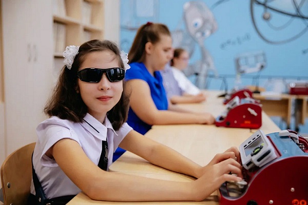 Всероссийский центр для слепых обучающихся, центр для одарённых незрячих детей, слепота, дети-инвалиды, социальный проект