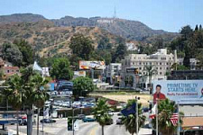 Мобильная клиника на улицах Лос-Анджелеса (видео)