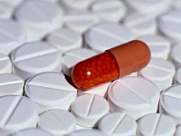Обеспечение льготников лекарствами "отвяжут" от "Приморской краевой аптеки"  