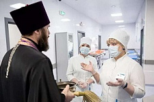 посещение больных, священнослужители, РПЦ