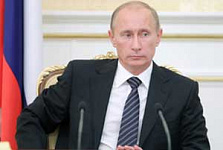 Путин пообещал вдвое повысить зарплаты врачей
