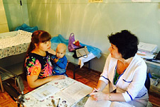 Почти 300 малышей Дальнегорска осмотрели мобильные врачи за два дня