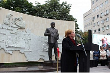 В Москве открыли памятник Святославу Федорову
