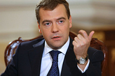 Медведев поручил губернаторам ликвидировать очереди в дома-интернаты