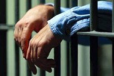 ФСИН предложила наделить заключенных правом на платную медпомощь