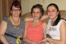 Александра Середина и ее родные рассказали о том, как девушка сумела выжить