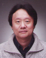 Ю Чхоль Ун, профессор