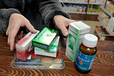 Аптеки могут обязать сообщать покупателям о дешевых лекарствах