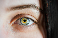 Синдром сухого глаза: почему наши глаза "засыхают"