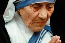 Мать Тереза причислена к лику святых