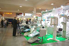 В Петербург привезли новые технологии в стоматологии