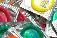 В Японии создали самые тонкие в мире презервативы
