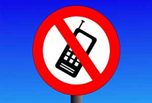 Запрет на мобильные телефоны в школах