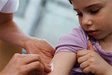 Риск полиомиелита после "живой" вакцины минимален, считают врачи
