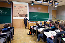 Правительство России увеличило поддержку ведущих университетов  