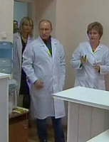 Путин усадил в старое зубоврачебное кресло белгородского губернатора