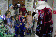Во Владивостокский клинико-диагностический центр пожаловал Дед Мороз 