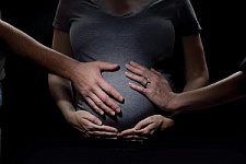 суррогатное материнство, репродуктивный туризм, ЭКО